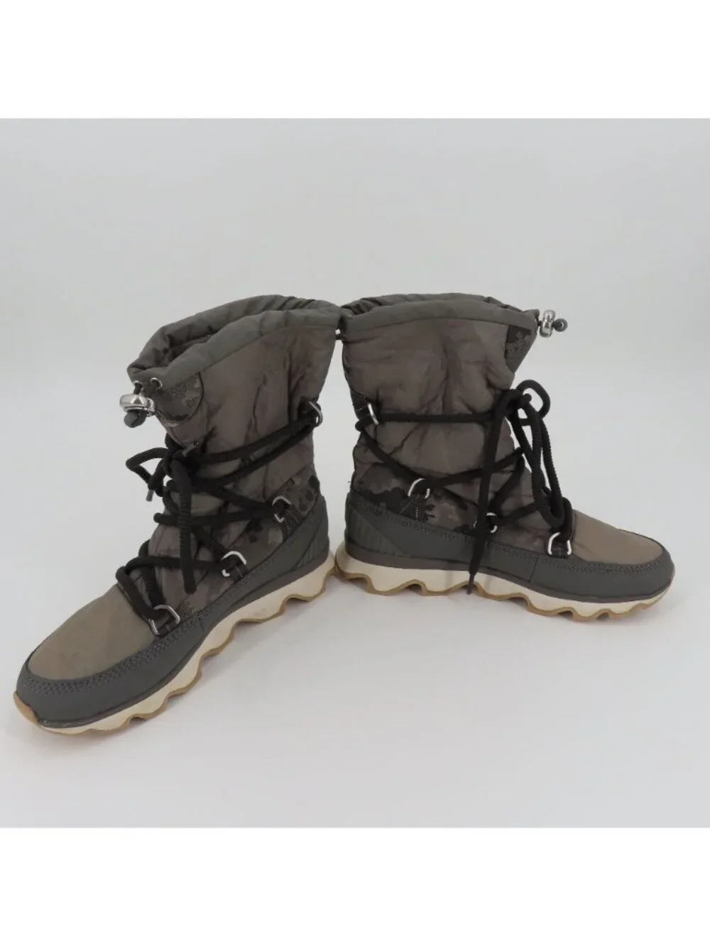 Sorel Women 8.5 Kinetic Lace up Boot Quarry Gray NL3101-052 Winter Waterproof